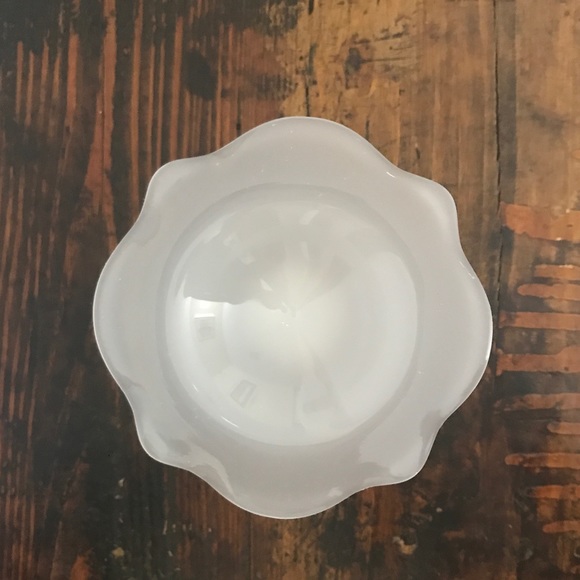 Antique Beaumont Fer-Lux Elegant Translucent White Glass Candlestick - Picture 4 of 9